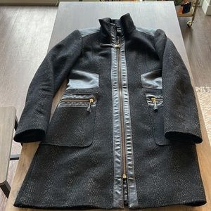 Beautiful VIA SPIGA Women winter jacket size 2 (fits like x-small/small)